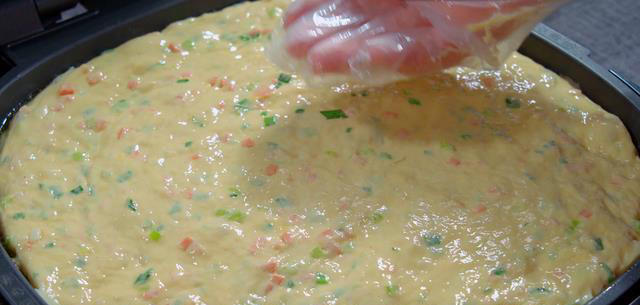 比包子油条还香的葱花饼，教你懒人做法，暄软咸香，营养又好吃