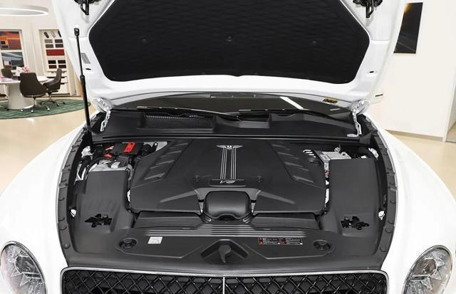 梦中情车，4.0T V8引擎，沉稳中的奢华，限量8台