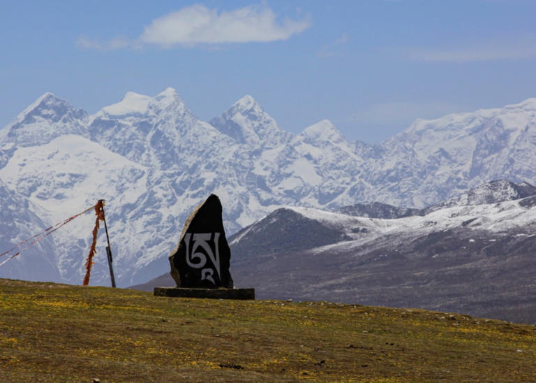 冬天去哪里看雪好？推荐国内五大最美雪山！