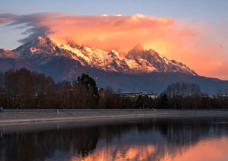 冬天去哪里看雪好？推荐国内五大最美雪山！