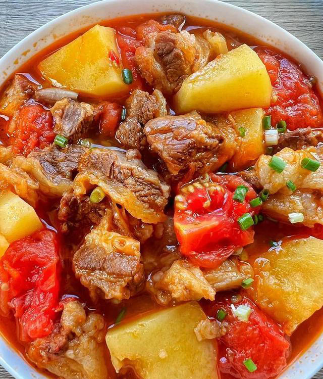 爱吃荤菜的朋友注意了，快去试试这4道肉菜做法，太好吃了