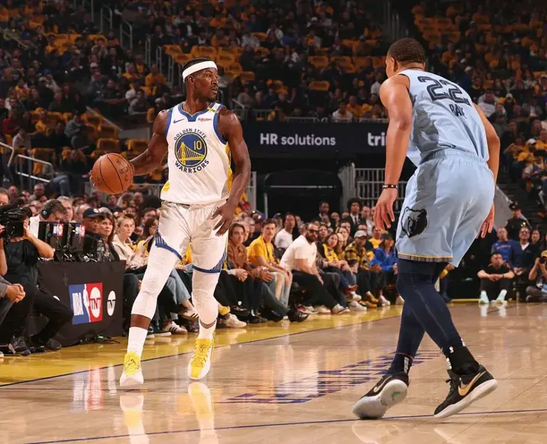 勇士险胜灰熊首轮战火箭！赛后来听听广大网友怎么说，基本一轮游