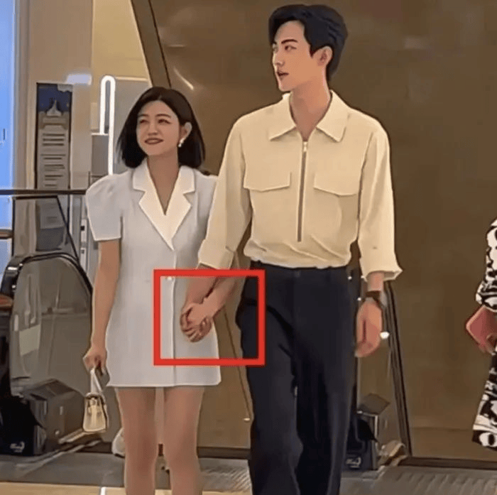 41岁陈妍希离婚后放得开！穿西装裙和小鲜肉商场牵手拍戏，相差20岁似同龄人!