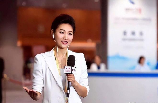 这4位央视女主持至今未嫁，她们人人都是美女，最大的年龄已59岁