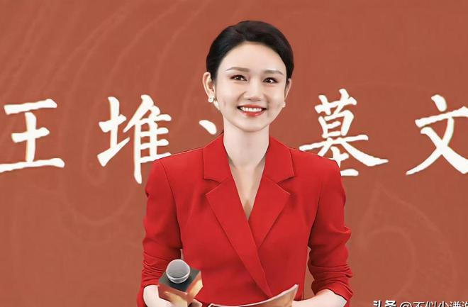 这4位央视女主持至今未嫁，她们人人都是美女，最大的年龄已59岁