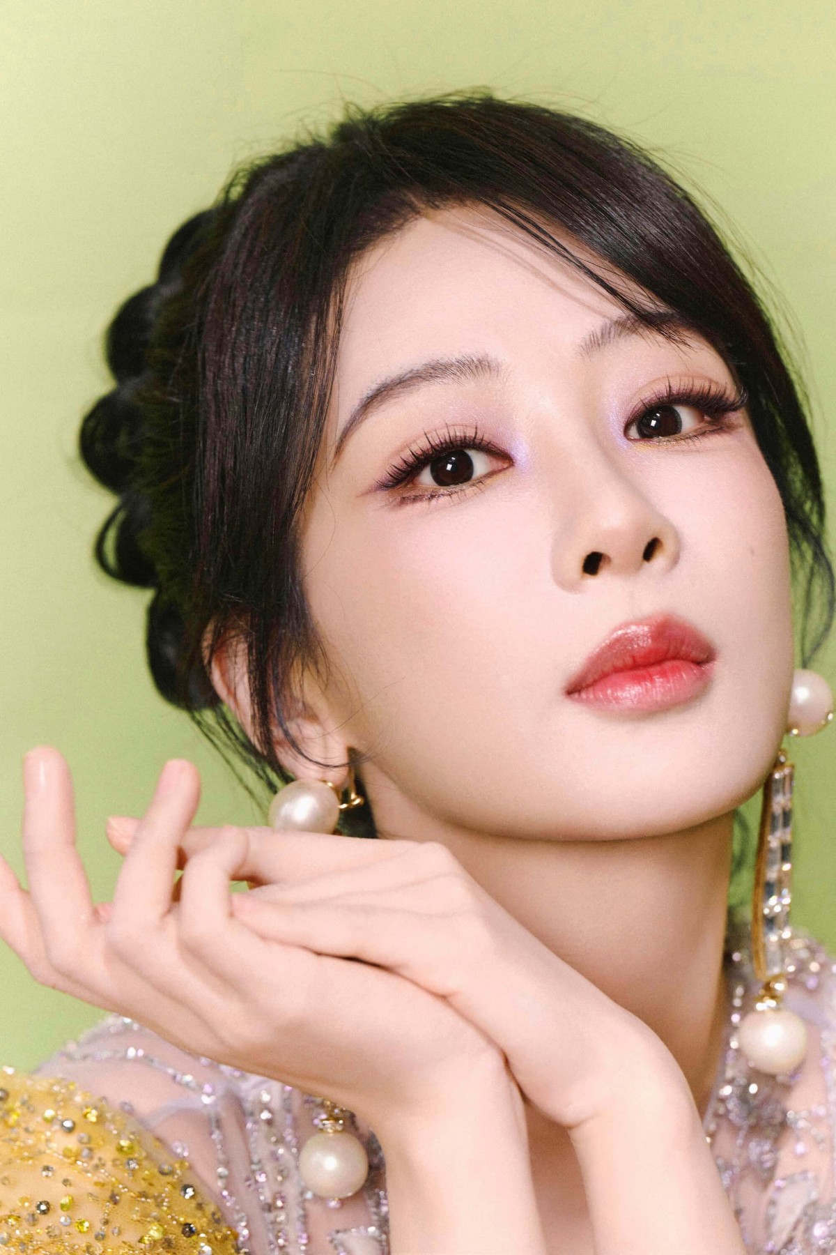 杨紫北影节惊艳亮相