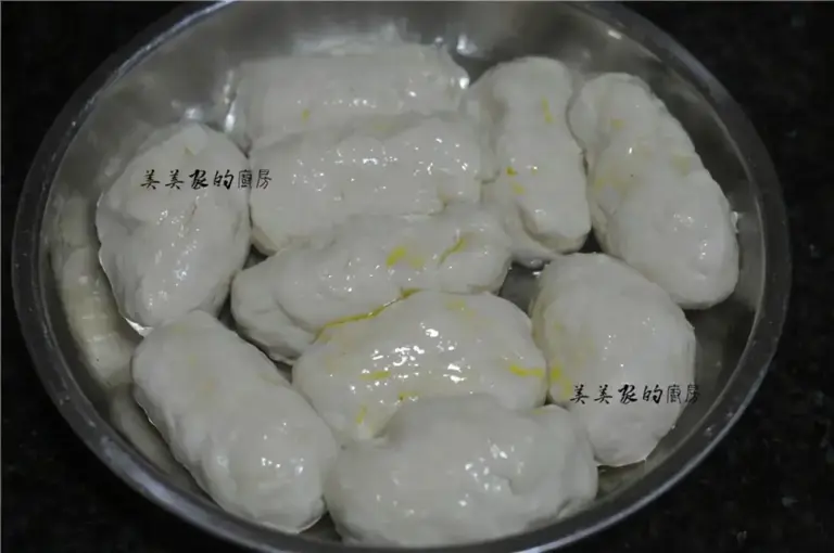 想吃葱油饼不用买，教你不用揉面的方子，香酥多层，轻松成功！