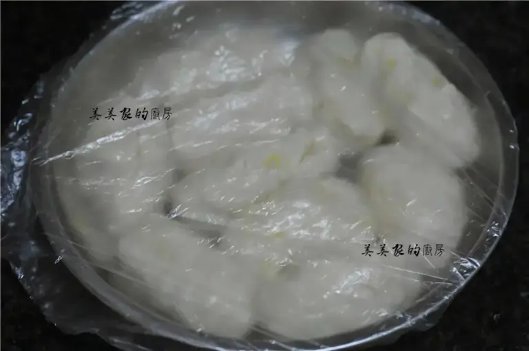 想吃葱油饼不用买，教你不用揉面的方子，香酥多层，轻松成功！