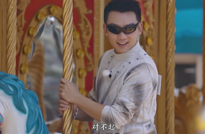 奔跑吧13首播满屏尴尬，新MC抢眼难掩游戏无聊