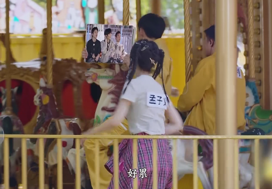 奔跑吧13首播满屏尴尬，新MC抢眼难掩游戏无聊