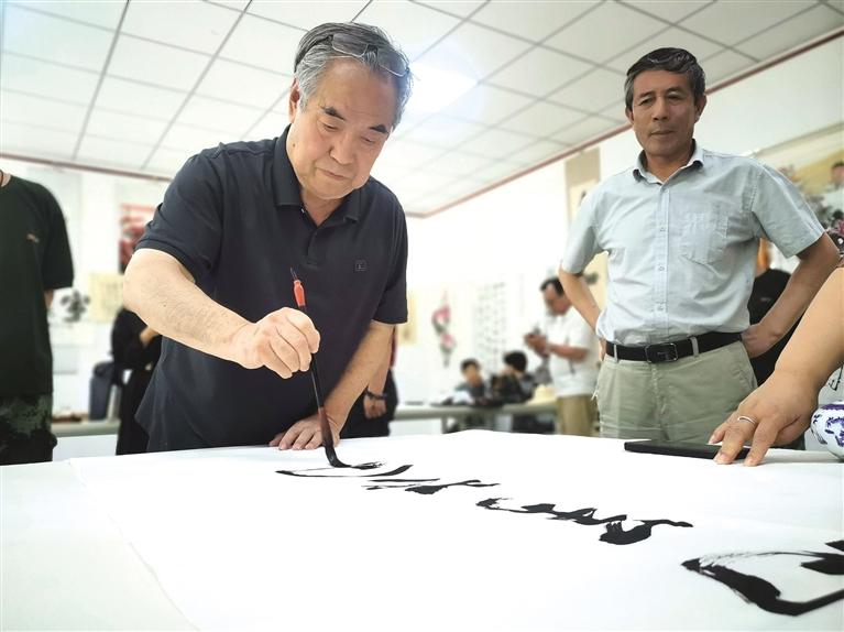 ���������黭�����������ظ��Ž�˶��