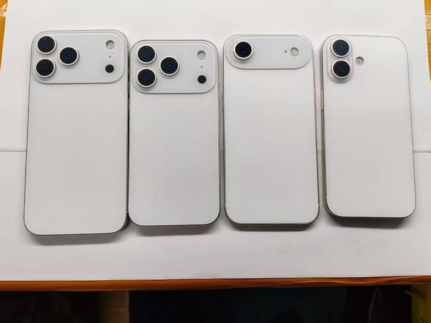 苹果 iPhone17 标准版屏幕曝料：6.27 英寸，120Hz 刷新率-图3
