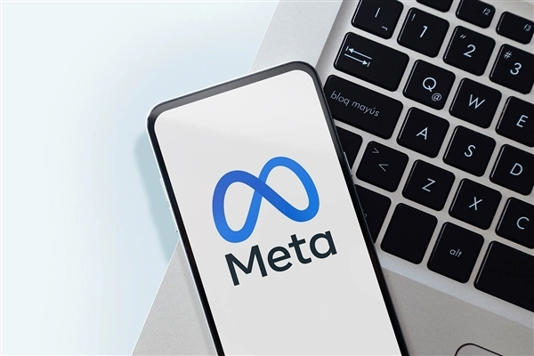 欧盟数字法开出首张罚单：苹果和Meta被罚款总计7亿欧元