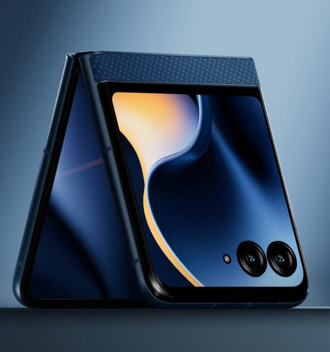 摩托罗拉 Razr 60 折叠屏手机发布，售价 700 美元起