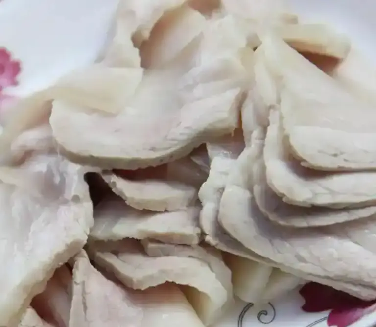 回锅肉怎么做？不要只会煮肉，教你正确做法，肥而不腻，咸香适口