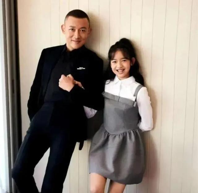 聂远夫妇为女儿庆生，小姑娘越长越漂亮，才11岁已拍摄了3部作品-图14
