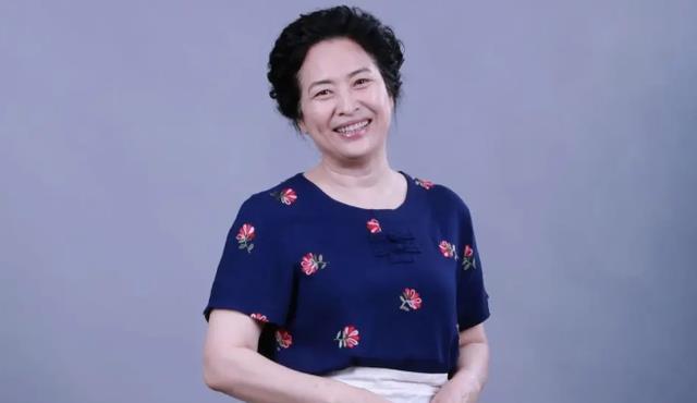 结婚四十多年，许娣将拍戏的钱都给了丈夫，儿子却表示赞同！-图5