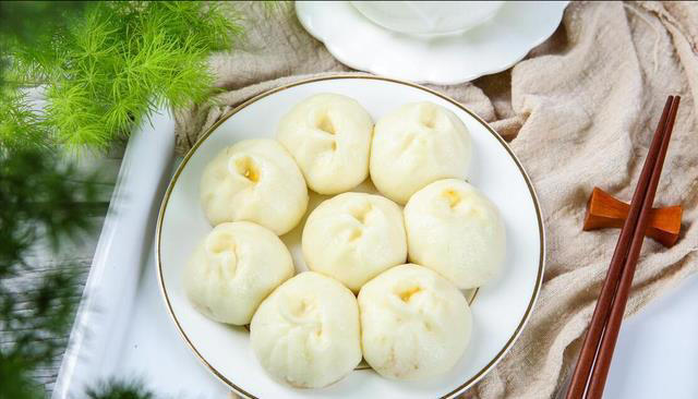 蒸包子时，不要直接上锅蒸！教你正确做法，包子蓬松不塌陷
