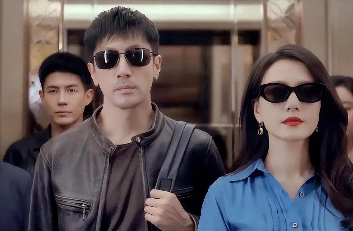 高圆圆“高中旧照”被曝出，据透露：至少10个班的男生在追她！