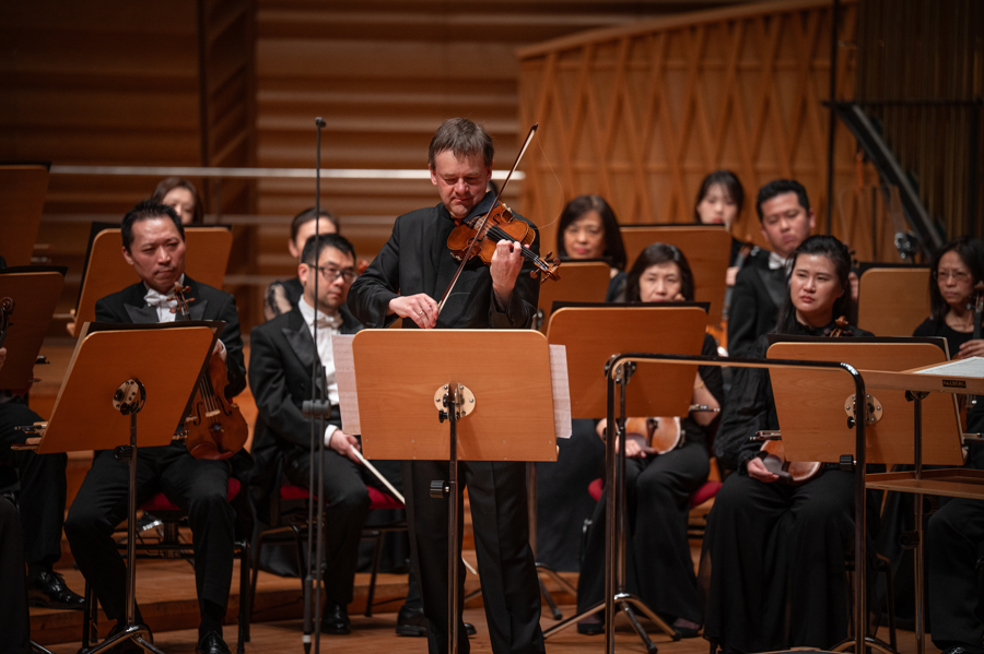 С���ټ���Ĭ������60���ˣ���¡�������������к��������ֵ��ȳ�����