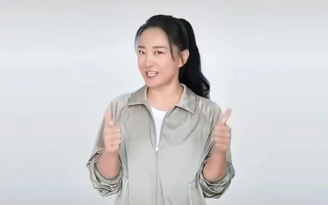 贾玲又瘦了！从“胖女孩”逆袭成“时尚女神”