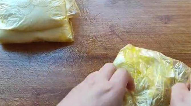 10分钟就能出锅的千层油饼做法，这样做保证不干不硬，柔软又多层