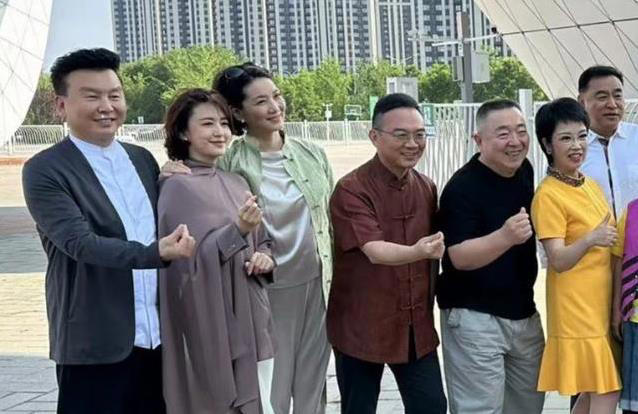 14位央视老面孔齐聚一堂,郎永淳张蕾现身,谁的缺席最遗憾?