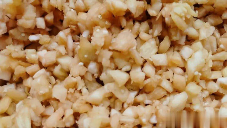 立夏后这菜别错过！蒸包子比白菜营养、比韭菜鲜，使劲吃