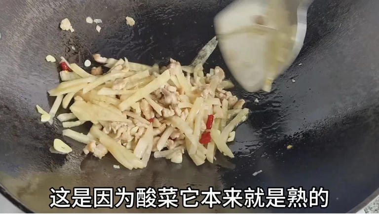 炒蚕豆别直接下锅，掌握技巧软糯鲜香又入味