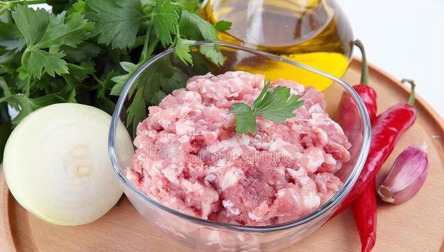 大厨教您做肉末蒸鸡蛋羹，注意这5点，鸡蛋羹无蜂窝，嫩滑又鲜香