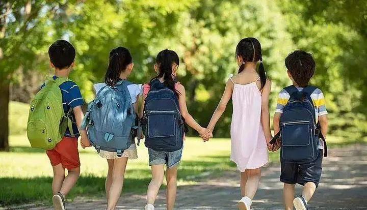 智慧引导：培养孩子的创造力和独立思维