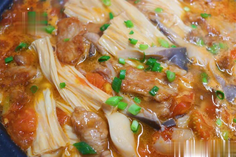 不知道吃啥？试试这样煮一锅，有肉有菜好做又好吃