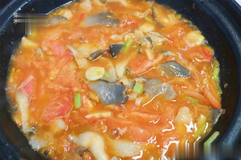 不知道吃啥？试试这样煮一锅，有肉有菜好做又好吃