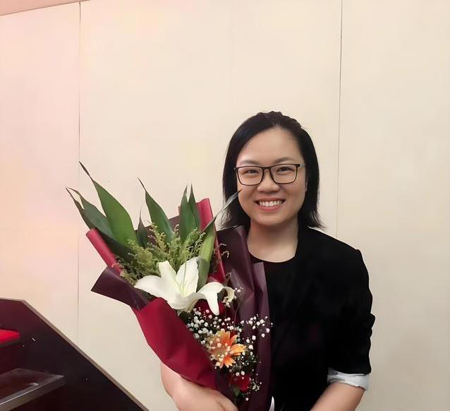 42岁女教授逆袭副校长,985背景闪耀,她凭啥8年登顶?