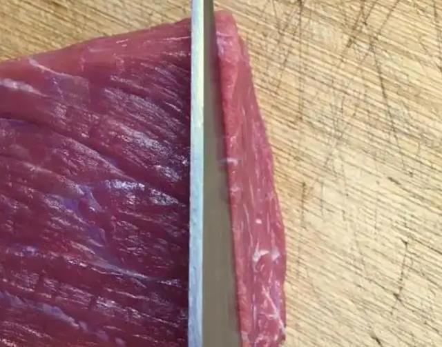 牛肉怎么腌才不硬不柴？教你正确做法，牛肉软嫩不塞牙，入味好吃