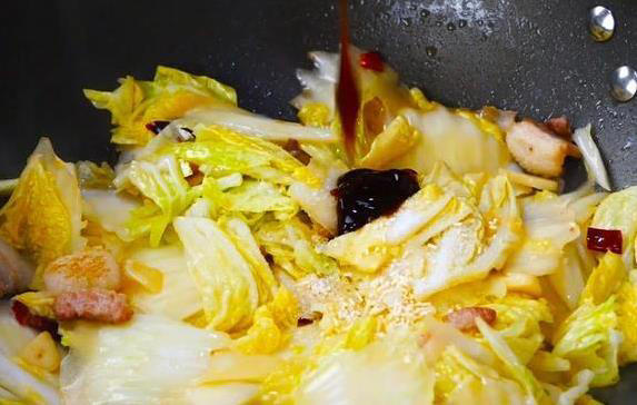 白菜豆腐这样做，家常菜变大厨味，端上桌全家抢光