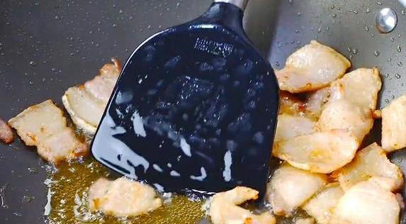 白菜豆腐这样做，家常菜变大厨味，端上桌全家抢光