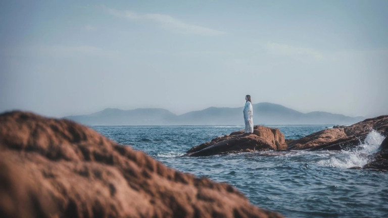 一种很玄学的迹象：越借，越强