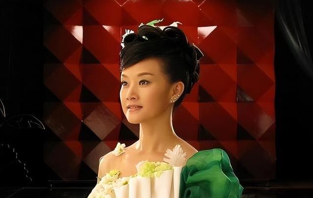 从春晚红遍全国，39岁隐退生子，她的选择让人佩服