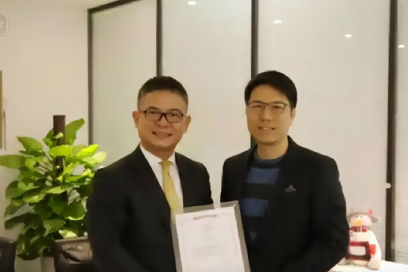 10个亿换不来10分钟？亿万身家命难留，上午签单下午就突然离世