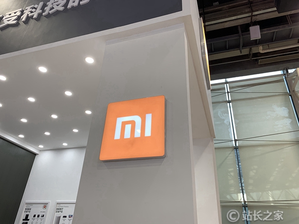 小米总裁卢伟冰霸气发声：SU7对手中，一个能打的都没有-图1