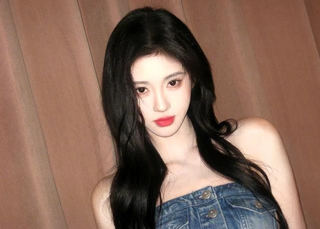 从默默无闻到古装顶流，鞠婧祎如何逆袭成流量女王？