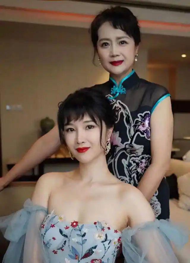 看完奚望和郝蕾飙戏，才知观众烦的不是星二代，而是丑还没演技的