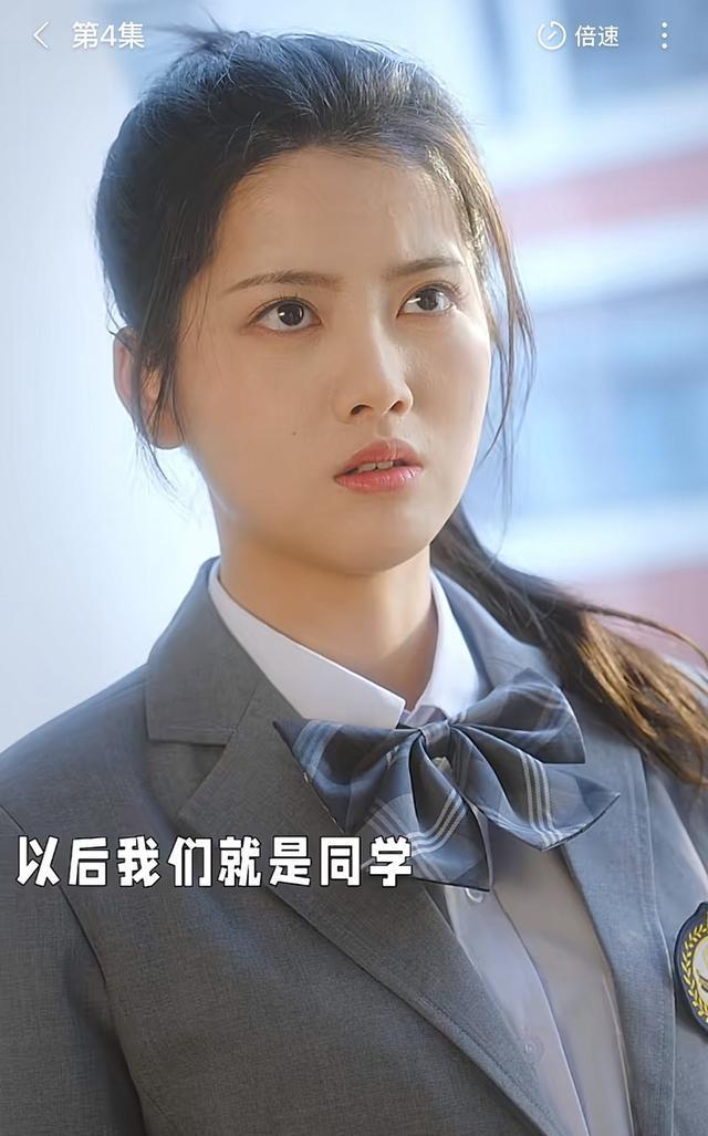 短剧男女主的花期也太短了吧，人还没有火起来，颜值已经先垮了