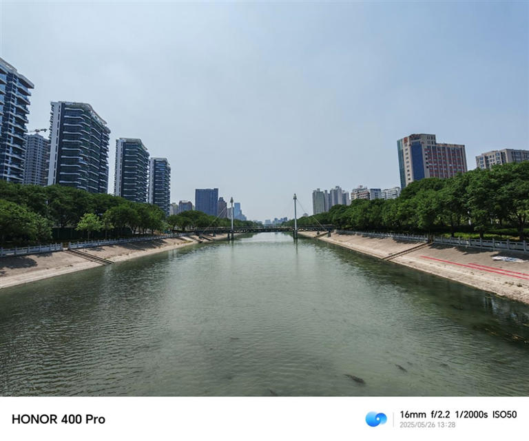 鱼与熊掌全都要！荣耀400 Pro评测：7.8mm机身塞进旗舰性能和影像