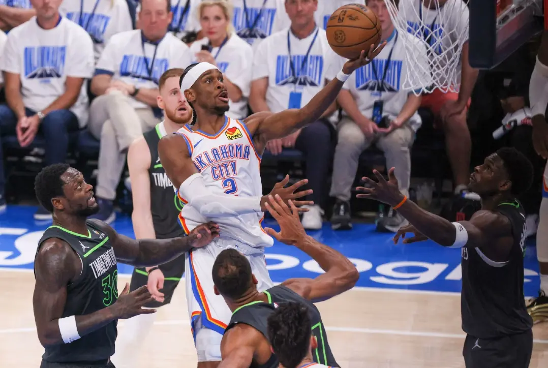 42分惨败，跌跌撞撞晋级！NBA实力最强球队，赛季冠军悬念不大了