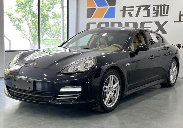 12万入手保时捷Panamera，豪华跑车梦值不值？