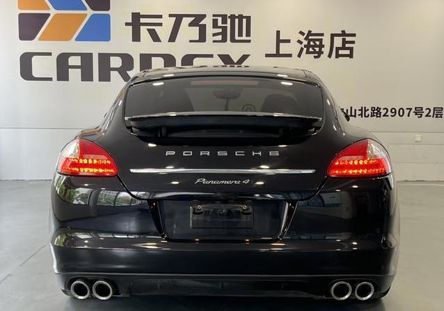 12万入手保时捷Panamera，豪华跑车梦值不值？