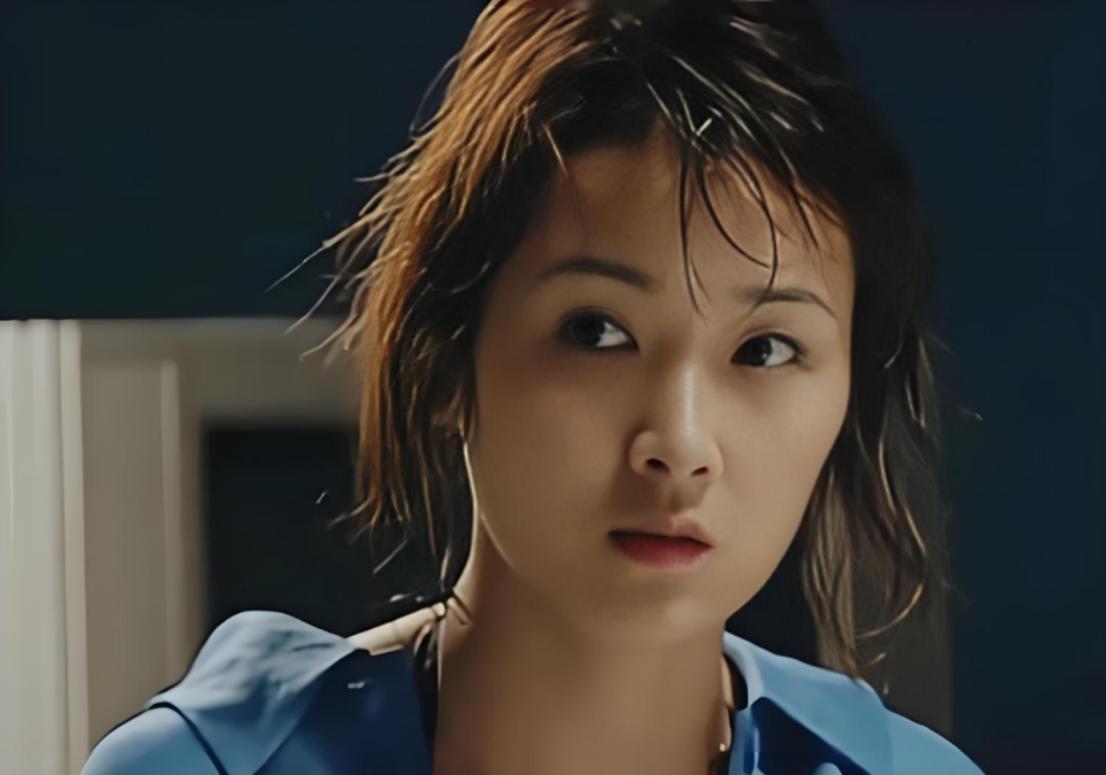 45岁演员黄曼似25岁，生活低调，成年女儿颜值高！