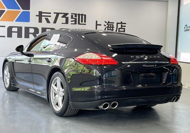 12万入手保时捷Panamera，豪华跑车梦值不值？